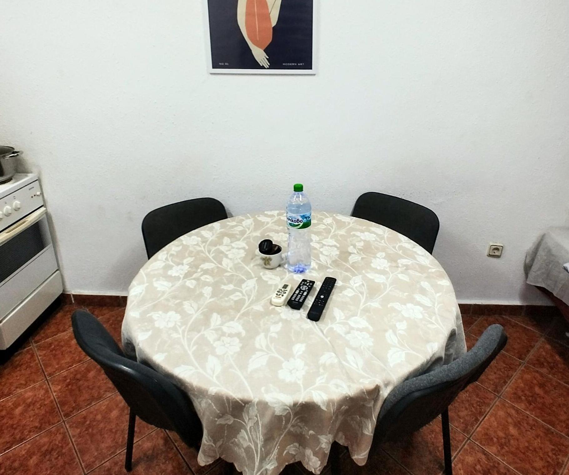 Appartamento Center - Basic Flat - 10 Min To The Beach Burgas Esterno foto